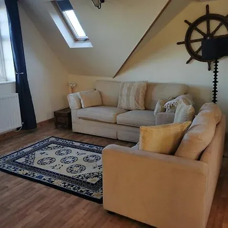 Broomfield's * Ruswarp