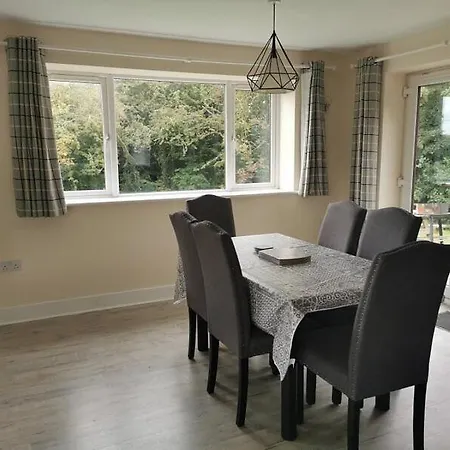 Broomfield's * Ruswarp